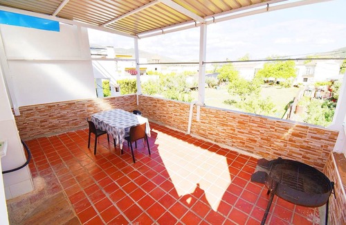 Fondon Apartment | 90 m² Apartment ∙ 3 bedrooms ∙ 4 guests