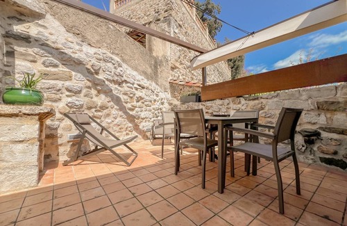 Besalu Apartment | 90 m² Apartment ∙ 3 bedrooms ∙ 6 guests