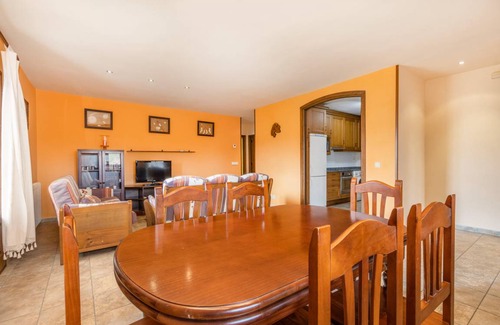 Valle de Lierp Apartment | 90 m² Apartment ∙ 3 bedrooms ∙ 6 guests