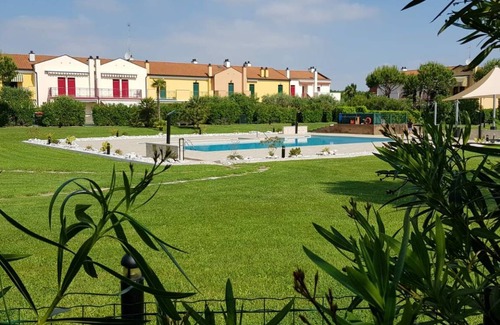 Aprilia Marittima House | 90 m² House ∙ 2 bedrooms ∙ 4 guests