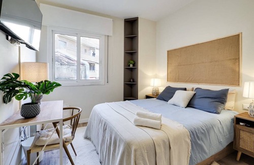 El Poble-sec Resort | 97 m² Private room ∙ 1 bedroom ∙ 2 guests