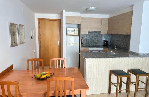 Roses Town Center Apartment | Agi Norfeu Park
