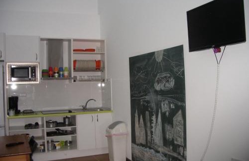 Aninon Hostel | Albergue El Castillo