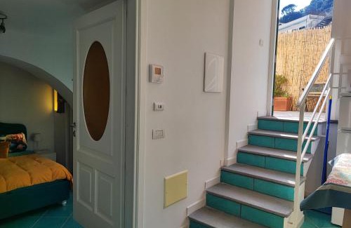 Amalfi Apartment | Amalfi Small Wonder Tiny Town House