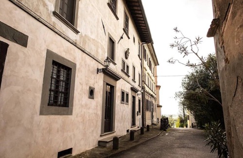 Stabbia Apartment | Ancient Costanza Tower in the village of Stabbia in the municipality of Cerreto Guidi