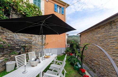 Cogorno Apartment | Apartment ∙ 2 bedrooms ∙ 4 guests