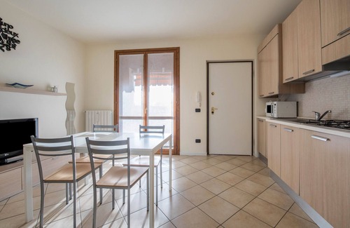 Raffa Apartment | Apartment 'Appartamento Raffa' with Shared Pool, Wi-Fi and Air Conditioning