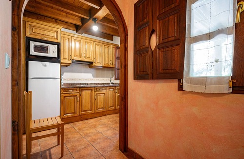 Llenin House | Apartment 'Comeya' with Mountain View, Private Terrace and Wi-Fi
