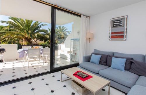 Pals Apartment | Apartment Ducado de Golf Blue by Interhome