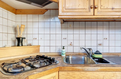 Fondo Apartment | Apartment 'Holzsuite' with Mountain View, Balcony and Wi-Fi