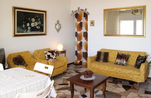 Poppino Apartment | Apartment Il Gaggio by Interhome