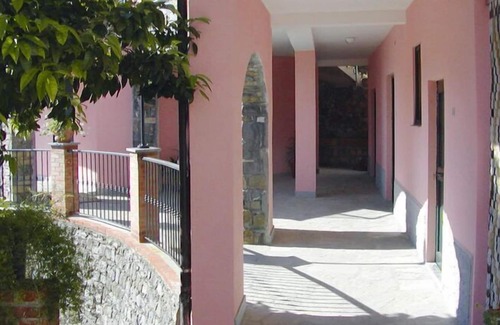 Casanova Lerrone Apartment | Apartment in Castellaro with terrace