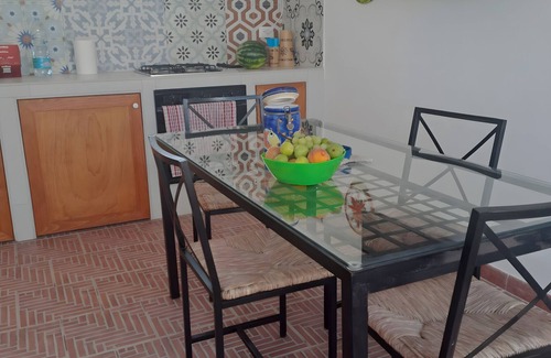 Polignano a Mare Apartment | Apartment 'La Veranda' with Sea View, Wi-Fi and Air Conditioning