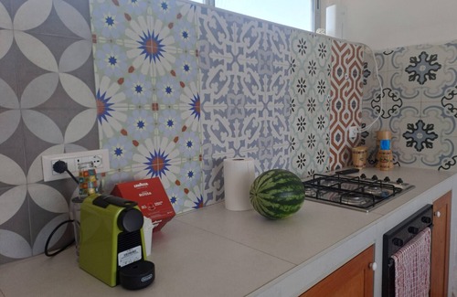 Polignano a Mare Apartment | Apartment 'La Veranda' with Sea View, Wi-Fi and Air Conditioning