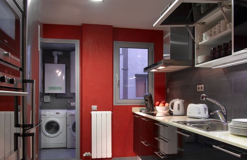 La Sagrada Familia Apartment | Apartment with three bedrooms and two bathrooms next to the Sagrada Familia