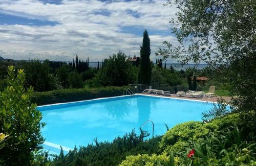 Cecina Apartment | Apartments Golf Bogliaco