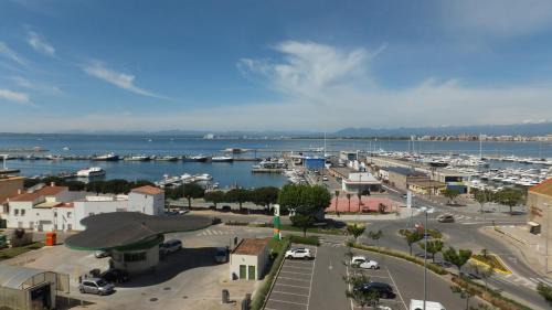 Roses Town Center Apartment | Apartments in Roses, Spain
