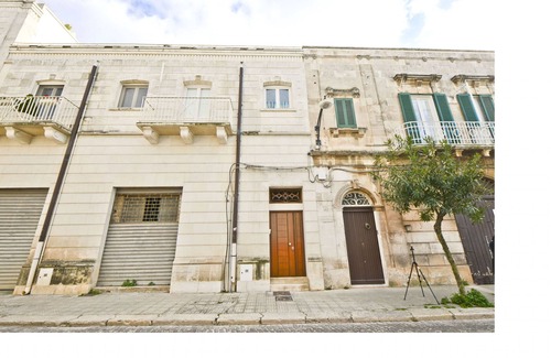 Ostuni Apartment | Appartamento Ambra con balcone by Wonderful Italy