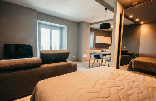 Cargiago Apartment | Appartamento Meda - Lakeside Leisure & Business