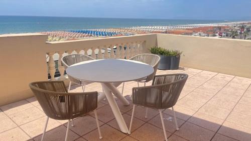 Viareggio Apartment | Attico