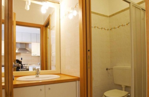 Verbania Apartment | Attractive apartment in a palazzo from the 17th century. Right on the lake promenade