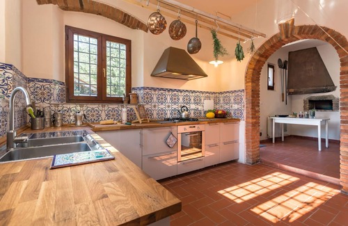 Cicogna Villa | Beautiful private villa for 10 people with A/C, private pool, WIFI, TV and pets allowed