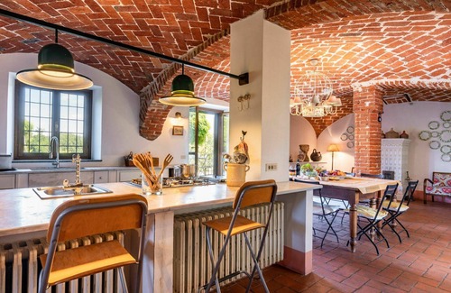 Soglio Villa | Beautiful private villa for 14 people with A/C, WIFI, private pool, TV, patio and panoramic view
