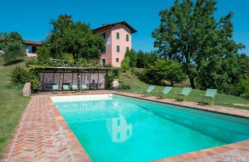 Soglio Villa | Beautiful private villa for 14 people with A/C, WIFI, private pool, TV, patio and panoramic view