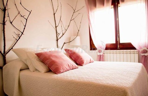 Sant Jaume dels Domenys Cottage | Cabin ∙ 5 bedrooms ∙ 15 guests