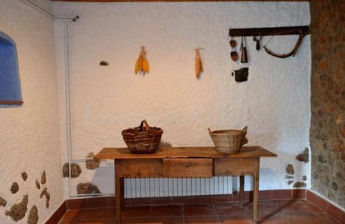 Saldes Cottage | Cabin ∙ 5 bedrooms ∙ 14 guests