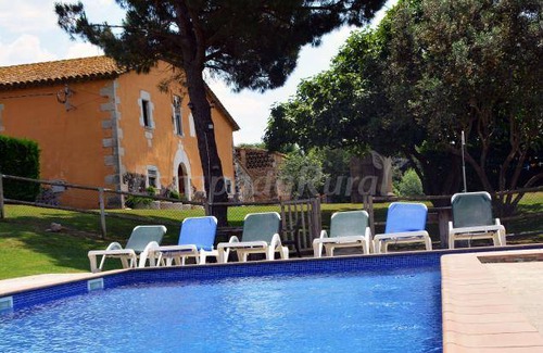 Aiguaviva Cottage | Cabin ∙ 5 bedrooms ∙ 15 guests