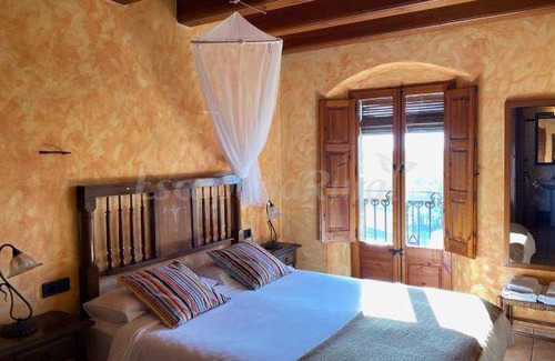 Aleny Cottage | Cabin ∙ 5 bedrooms ∙ 5 guests