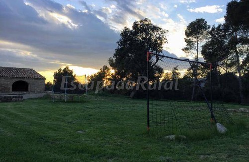 Aguilar de Segarra Cottage | Cabin ∙ 5 bedrooms ∙ 10 guests