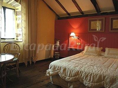 Elizondo Cottage | Cabin ∙ 8 bedrooms ∙ 4 guests
