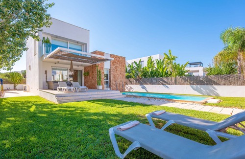 Sa Rapita Villa | CAN BOSQUERRÓ - Villa with private pool and free WiFi in Sa Ràpita