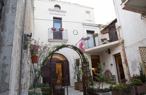 Modica House | Casa degli Avi Don Nino, unique housing experience in Modica, a thousand-year-old city