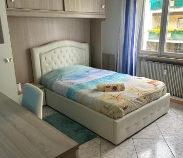 Bolzano House | Casa di Max - private room in apartment with shared bathroom FREE PARKING
