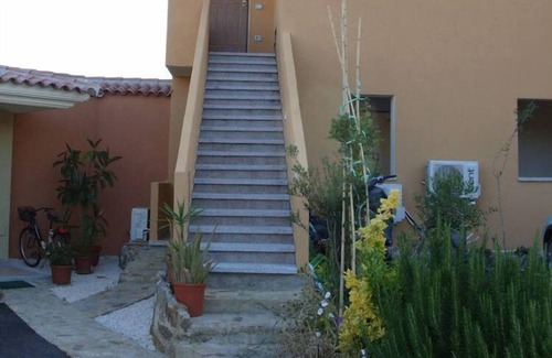 Pittulongu Apartment | CASADELFARO 1° FLR 5min. from beaches with withe sand and clear cristal water