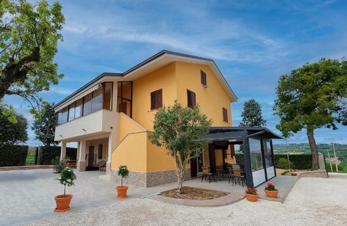 Villa Musone Bed & Breakfast | Casale Ermo Colle