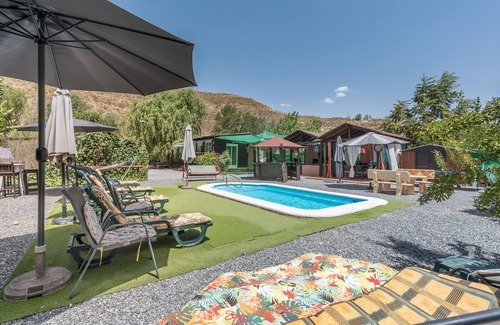 Dudar House | Chalet 'Cortijo Luz De La Sierra' with Mountain Views, Private Pool and Wi-Fi