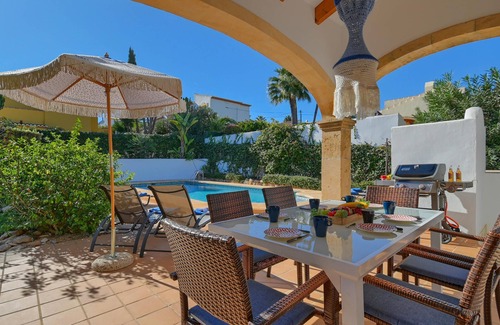 Javea Villa | Classic and comfortable villa in Javea, Costa Blanca, Spain with private pool for 6 persons