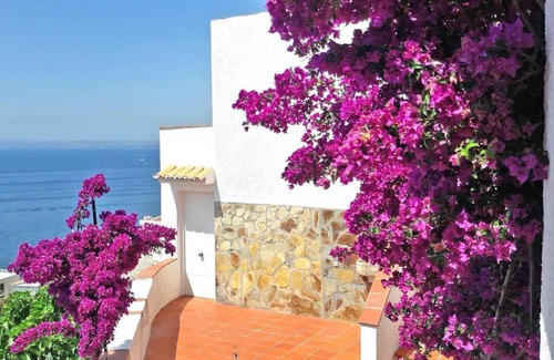 Almadraba-Canyelles Apartment | Combo stunning facetoface studios seaview - Casa ArteVida