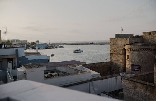 Centro Storico Apartment | Comforting apartment with splendid sight sea and balcony