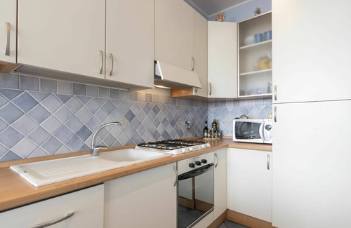 Capo Mimosa-Rollo Apartment | Cosy apartment for 6 guests with WIFI, TV and terrace