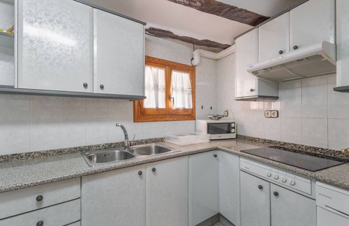Teruel House | Country House 'Cuatro Torres' with Private Terrace and Wi-Fi