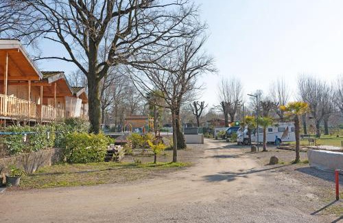 Ispra House | Dkamping Village