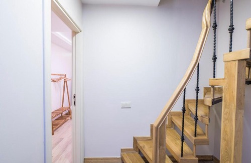 Cihangir Apartment | Elegant 2 Br Duplex House With Garden In Cihangir