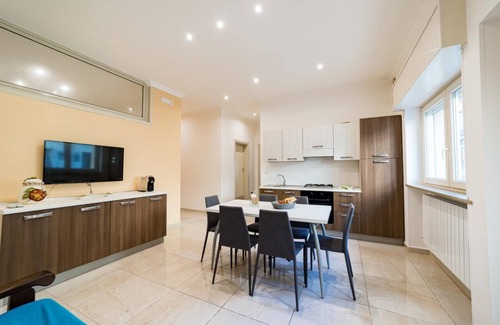 Gallipoli Apartment | ERMES DELUXE APARTMENTS * ENTIRE FACILITY