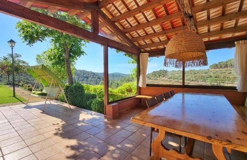 El Pala de Torroella House | 225 m² House ∙ 6 bedrooms ∙ 12 guests