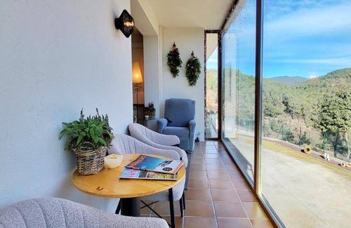 El Pala de Torroella House | 225 m² House ∙ 6 bedrooms ∙ 12 guests